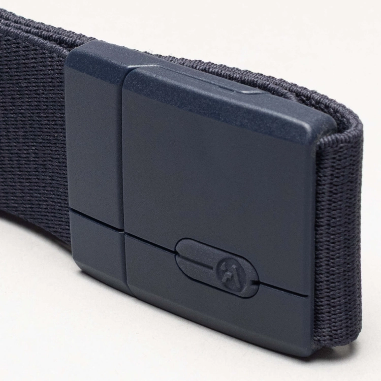 Aero-Navy-UA-NMCRAE6-410-Buckle2.png